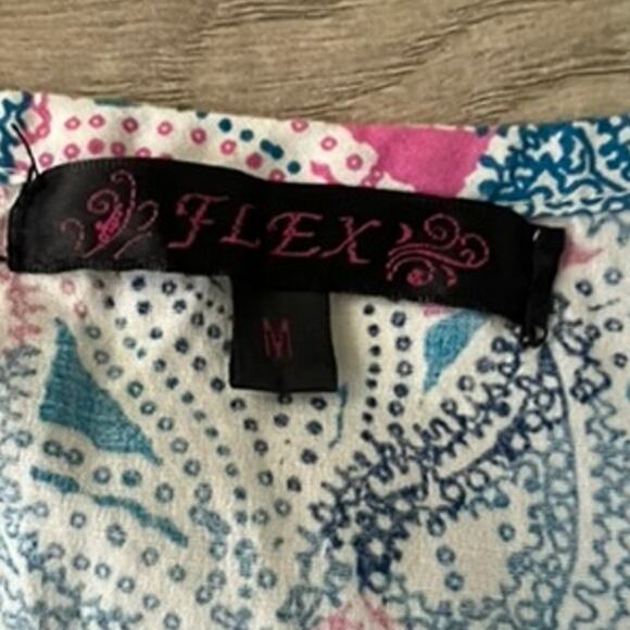 Flex colorful scrub top nursing sz Medium - Picture 4 of 5